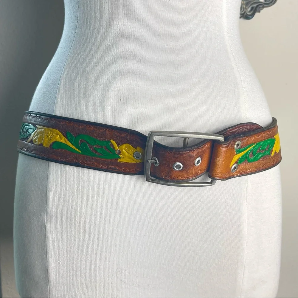 Vintage 70s Western Leather Tooled Belt | Embossed Name | Retro Rockabilly Hip